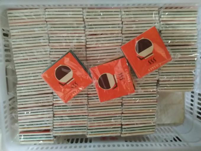China Factory Wholesale Price 4'' Shiny Round Ceramic Cork Coaster for Gift, Promotion Use, Set of 6